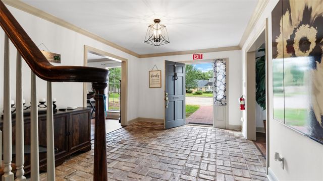 2701 Mount Vernon Drive, Dickinson, TX 77539