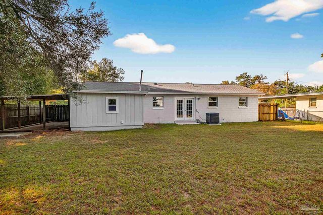 800 Montclair Rd, Pensacola, FL 32505