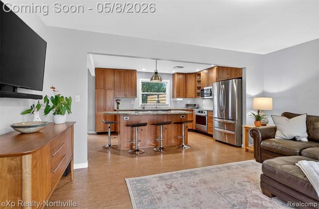 24168 Saint Mary Court, Farmington, MI 48336