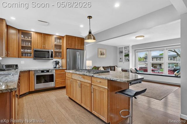 24168 Saint Mary Court, Farmington, MI 48336