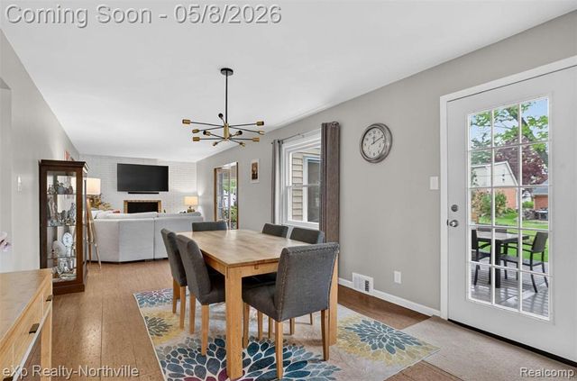 24168 Saint Mary Court, Farmington, MI 48336