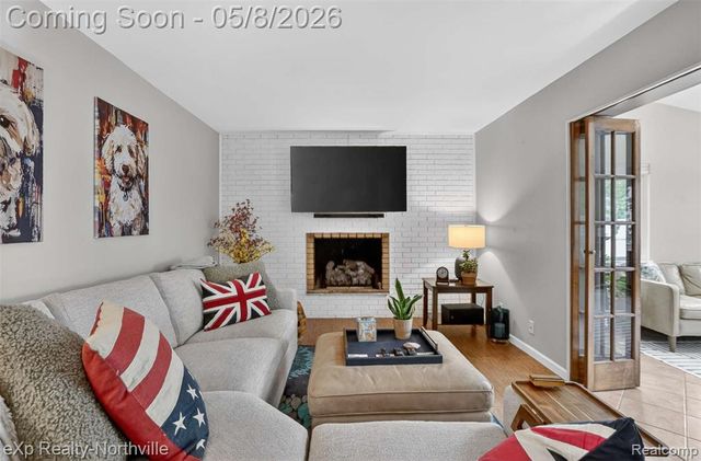 24168 Saint Mary Court, Farmington, MI 48336