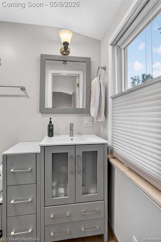 24168 Saint Mary Court, Farmington, MI 48336