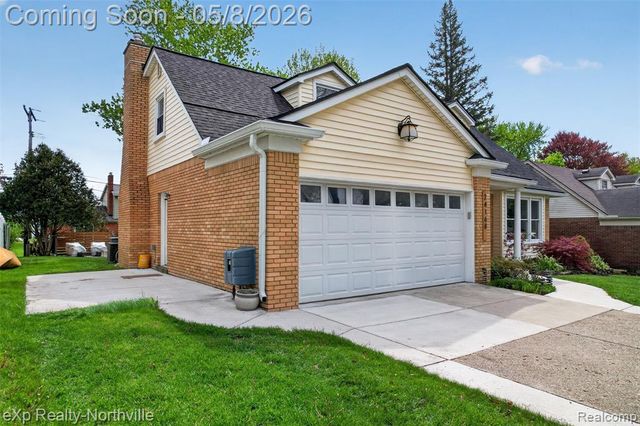 24168 Saint Mary Court, Farmington, MI 48336