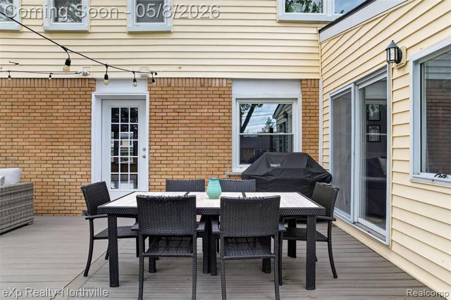 24168 Saint Mary Court, Farmington, MI 48336