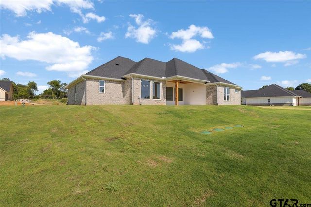 17265 Woodcrest Circle, Lindale, TX 75771
