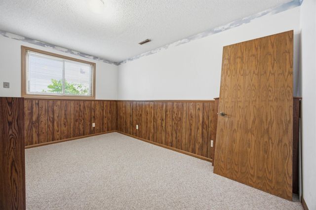 2622 29th Avenue S, Moorhead, MN 56560