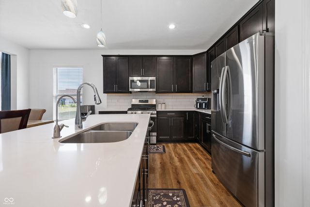 9410 Bethel Woods Drive, Indianapolis, IN 46239