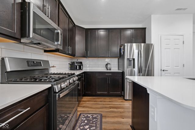 9410 Bethel Woods Drive, Indianapolis, IN 46239