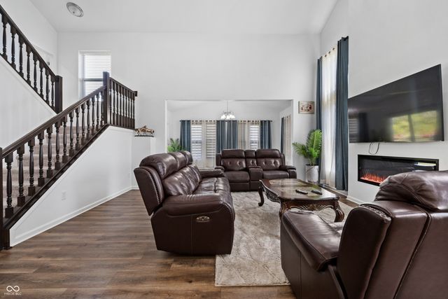 9410 Bethel Woods Drive, Indianapolis, IN 46239
