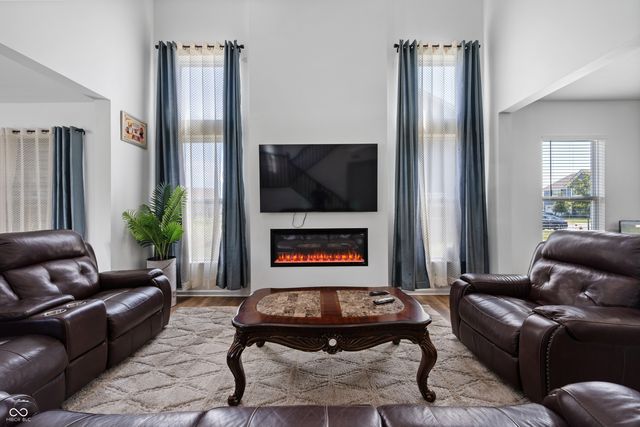 9410 Bethel Woods Drive, Indianapolis, IN 46239