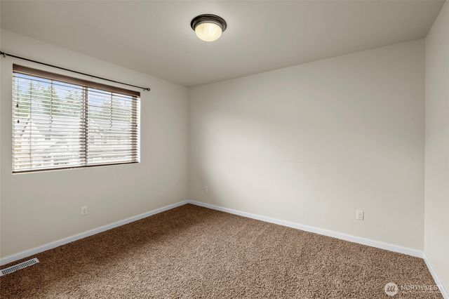 20618 94th Avenue E, Graham, WA 98338