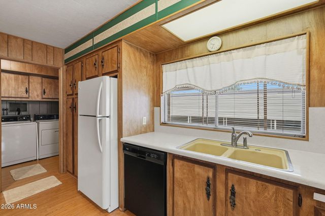 9101 E SUN LAKES Boulevard S, Sun Lakes, AZ 85248