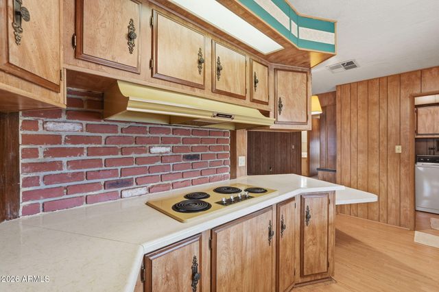 9101 E SUN LAKES Boulevard S, Sun Lakes, AZ 85248