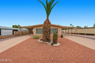 9101 E SUN LAKES Boulevard S, Sun Lakes, AZ 85248