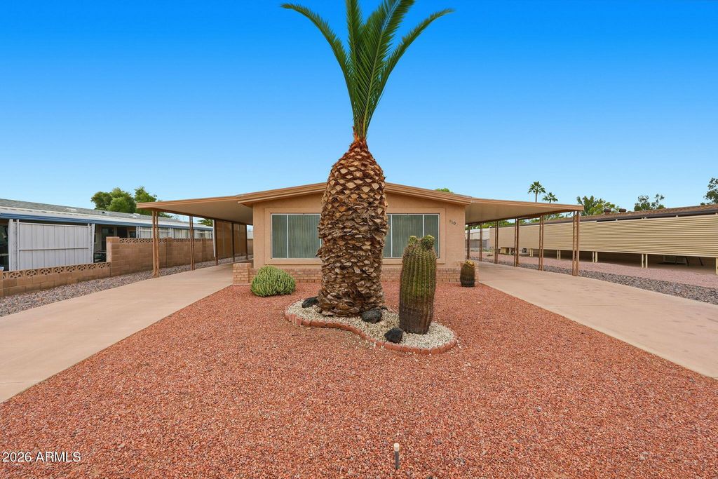 9101 E SUN LAKES Boulevard S, Sun Lakes, AZ 85248