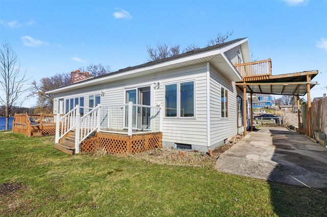 11010 Gourdneck Lake Drive, Portage, MI 49002