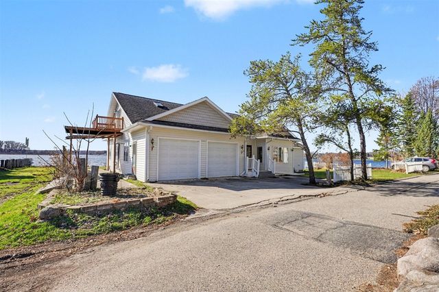 11010 Gourdneck Lake Drive, Portage, MI 49002