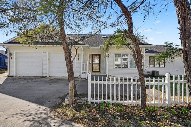 11010 Gourdneck Lake Drive, Portage, MI 49002