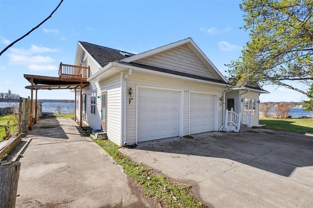 11010 Gourdneck Lake Drive, Portage, MI 49002