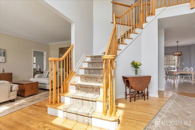 2 Nicole Drive, Franklin, NJ 08873