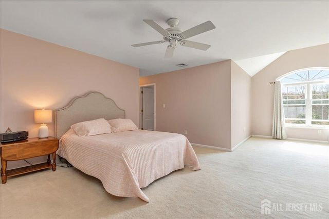 2 Nicole Drive, Franklin, NJ 08873