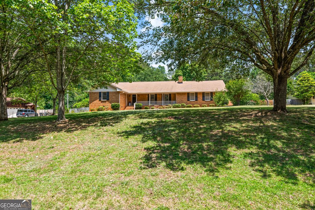 210 Cedar Trail, Jonesboro, GA 30238