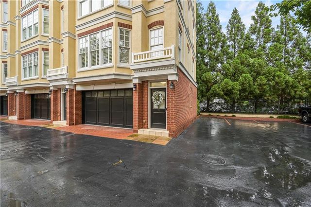 3541 Roswell Road NE 11, Atlanta, GA 30305