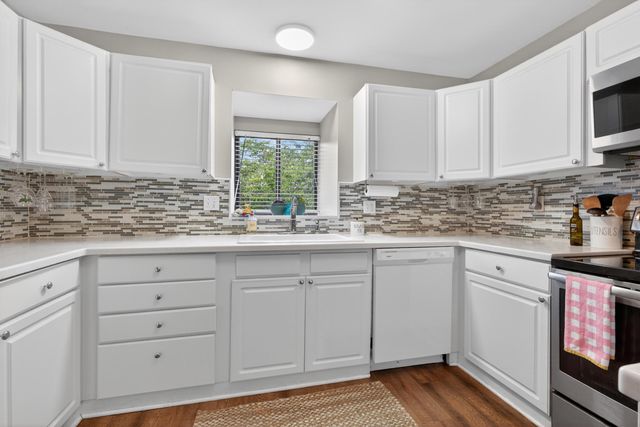 500 Laketower Drive 33, Lexington, KY 40502