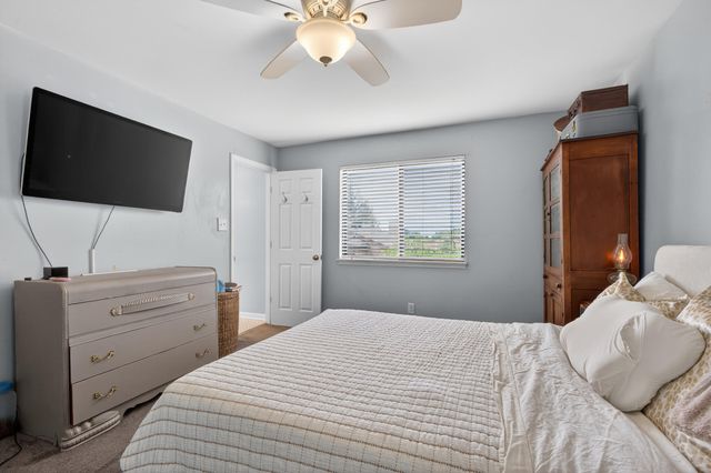 500 Laketower Drive 33, Lexington, KY 40502