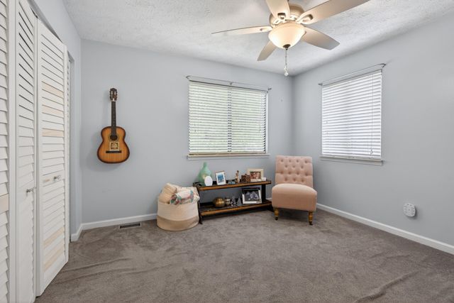 500 Laketower Drive 33, Lexington, KY 40502