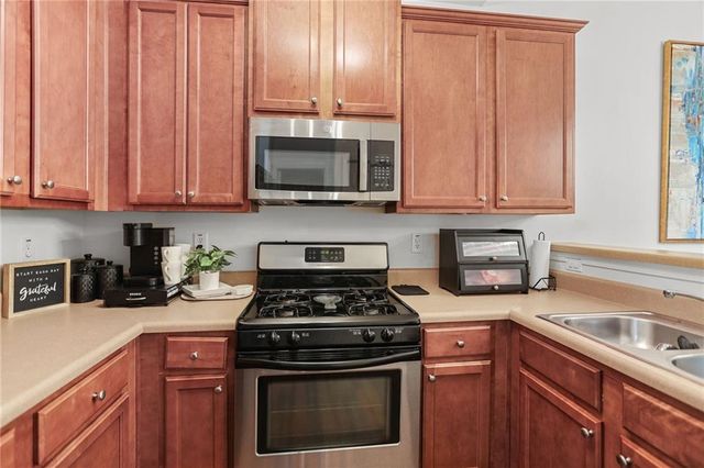 6316 Colonial View, Fairburn, GA 30213
