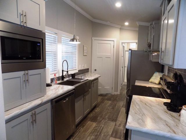 638 County Road 209, Sargent, TX 77414
