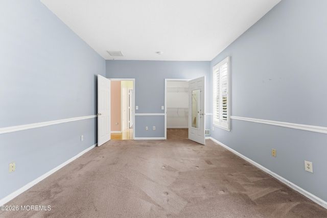 9 Robin Lane, Barnegat, NJ 08005