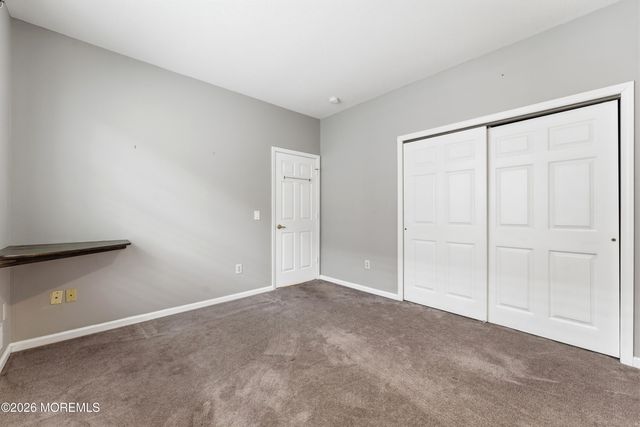 9 Robin Lane, Barnegat, NJ 08005