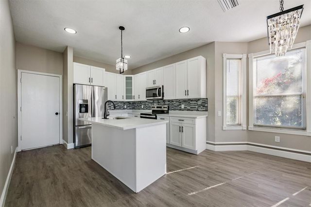 11511 MISTY ISLE LANE, Riverview, FL 33579