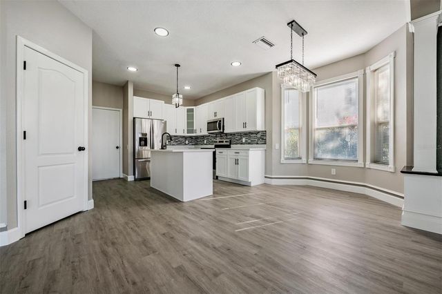 11511 MISTY ISLE LANE, Riverview, FL 33579