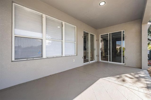 11511 MISTY ISLE LANE, Riverview, FL 33579