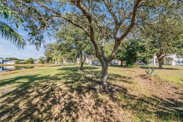 11511 MISTY ISLE LANE, Riverview, FL 33579