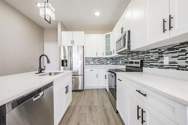 11511 MISTY ISLE LANE, Riverview, FL 33579