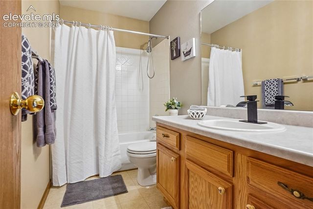 844 Foxwood Drive, Colorado Springs, CO 80911