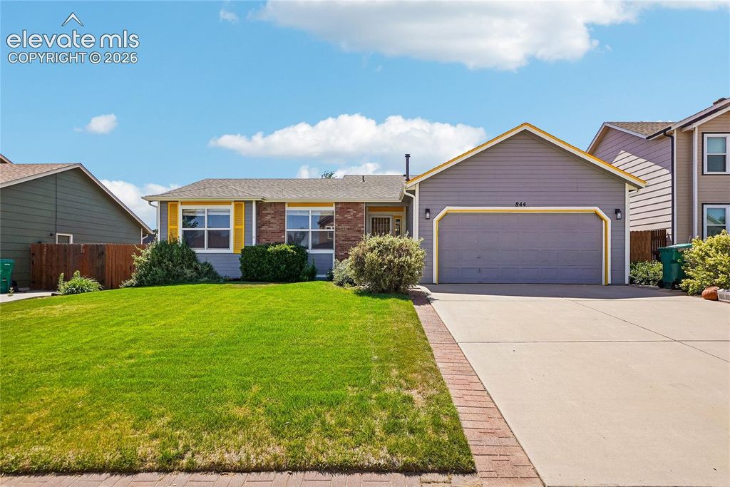 844 Foxwood Drive, Colorado Springs, CO 80911