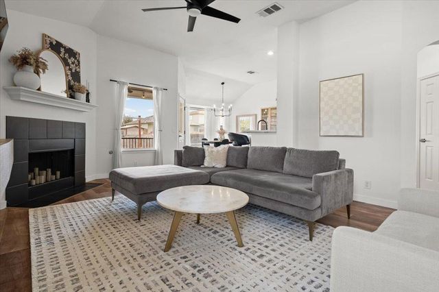 135 Langely, Kyle, TX 78640