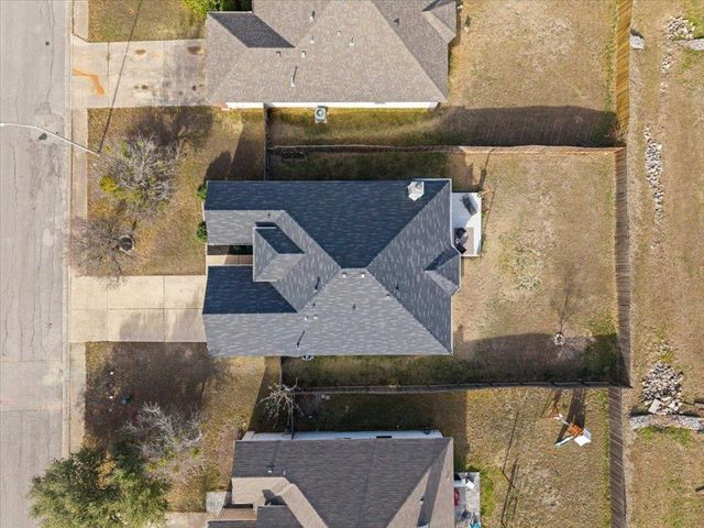 135 Langely, Kyle, TX 78640