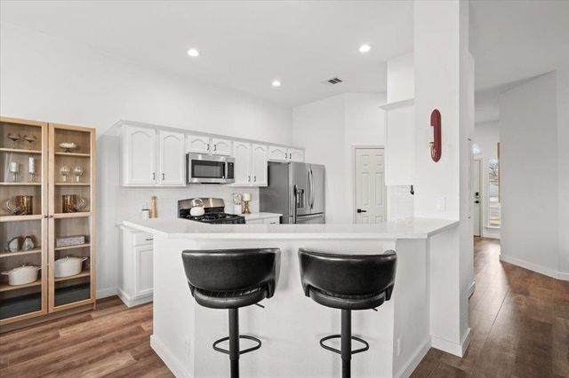 135 Langely, Kyle, TX 78640