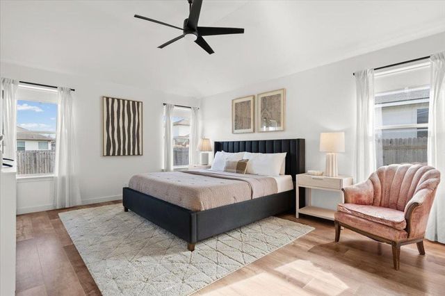 135 Langely, Kyle, TX 78640