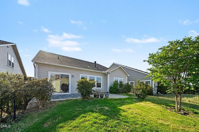 105 Blue Hydrangea Lane, Holly Springs, NC 27540