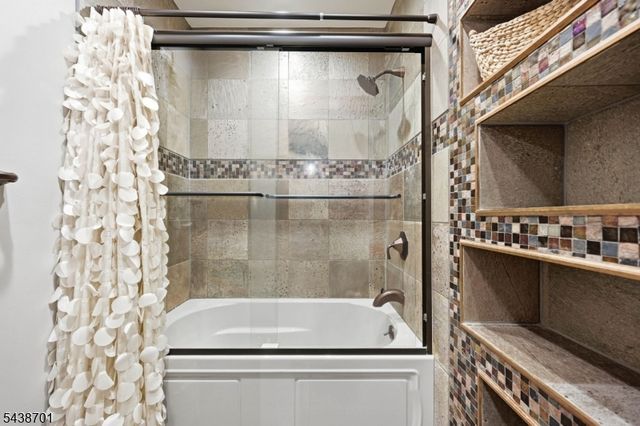 193 Long Pond Rd, West Milford Twp., NJ 07421