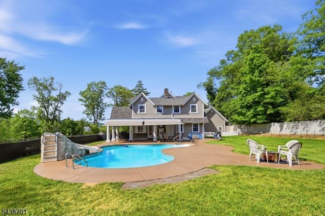 193 Long Pond Rd, West Milford Twp., NJ 07421