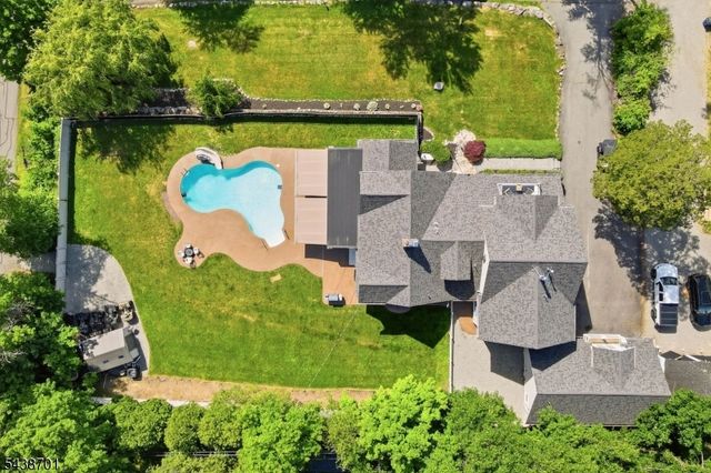 193 Long Pond Rd, West Milford Twp., NJ 07421